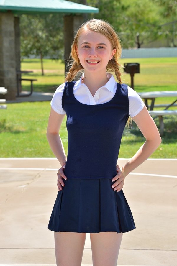 Иринушка, 26 лет, 0 размер груди